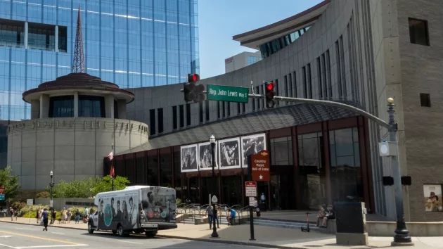 g_countrymusichalloffameandmuseumstockimage766688