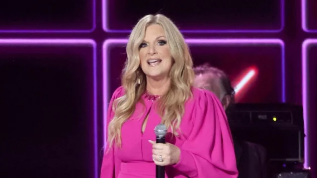 getty_trishayearwood2023acmawards863088