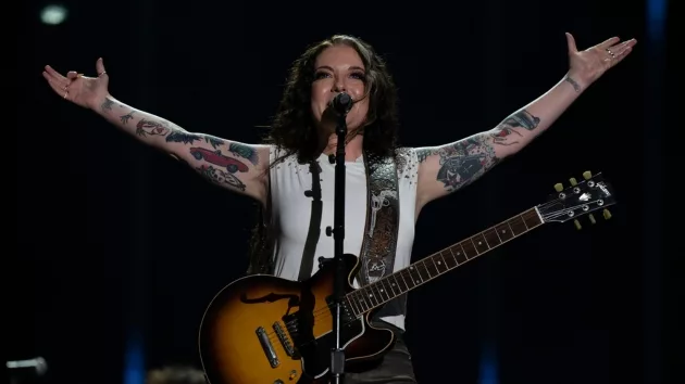 m_ashleymcbrydecmafest2023performanceabc113109