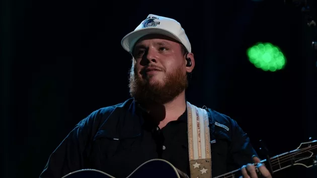 Luke Combs Announces 2024 Growin Up And Gettin Old Tour KICKS 99 1 KHKX   M LukeCombs2023CMAFestABC427956.webp