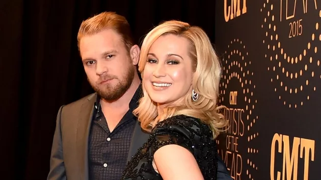 getty_kelliepicklerblackdress197849