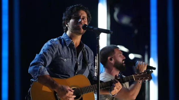 m_danandshay2023cmafestperformanceabc651125