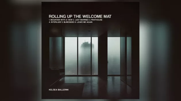 m_kelseaballerinirollingupthewelcomematblackriverentertainment839756