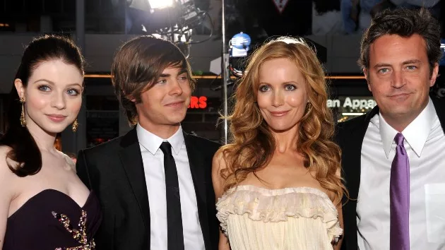 getty_17_again_cast_11092023859893