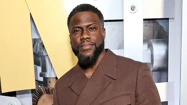 e_kevin_hart_0112202454679