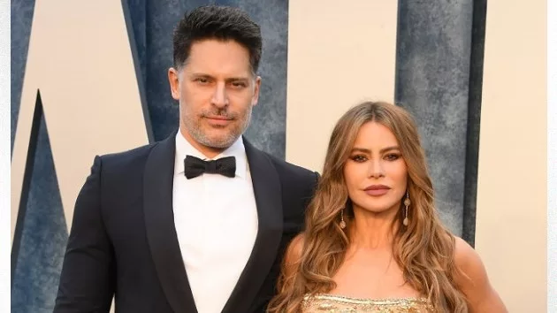 getty_sofia_vergara_joe_mangianello_01232024919280