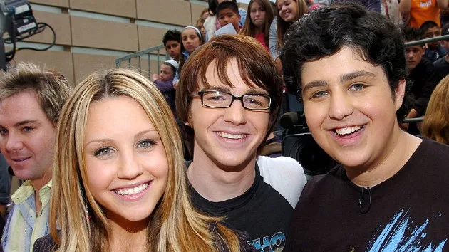 getty_amanda_bynes_bell_peck_04032024812709
