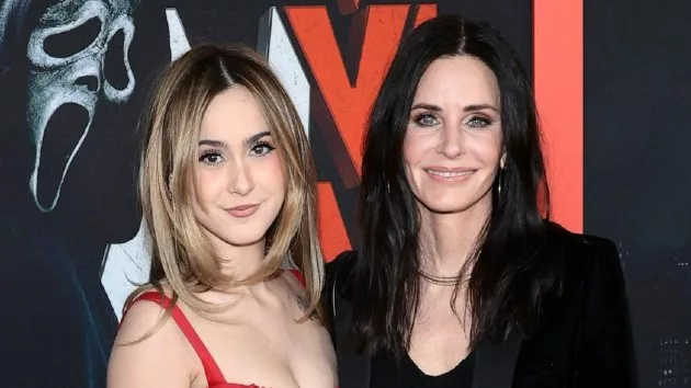 getty_courteney_cox_coco_arquette_04262024510692