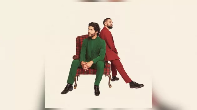 m_danandshayitsofficiallychristmasthedoublealbumwarnermusicnashville722211