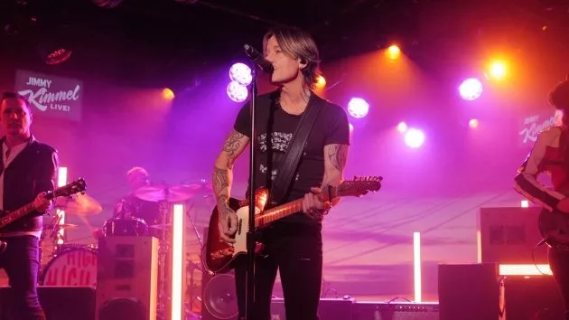 m_keithurbandecemberjimmykimmellivedisneyrandyholmes825892