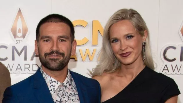 m_shaymooneyhannahbillingsleydisneyscottkirkland952260