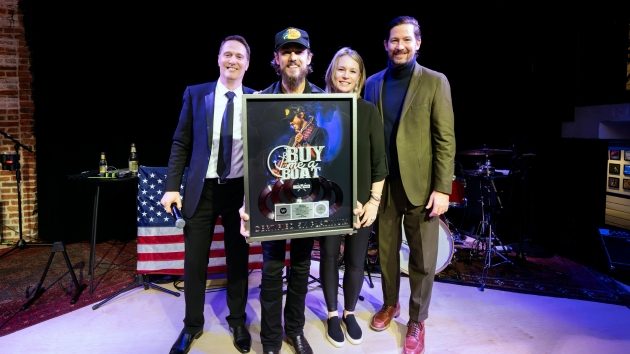 m_chrisjansonbuymeaboat5xplatinumriaadanswartz469763