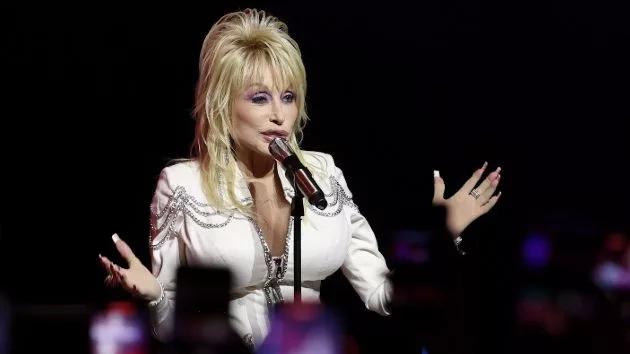 getty_dollyatcmafest2024966840
