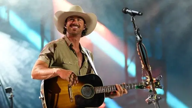 m_rileygreen_111925221100