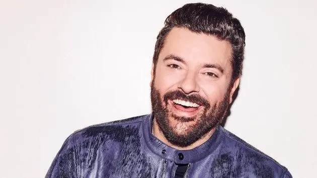 m_chrisyoungpurplejacket_122325693246