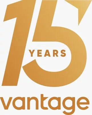 vantage_15_logo_logo724519