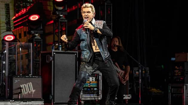 getty_billyidol630_122221
