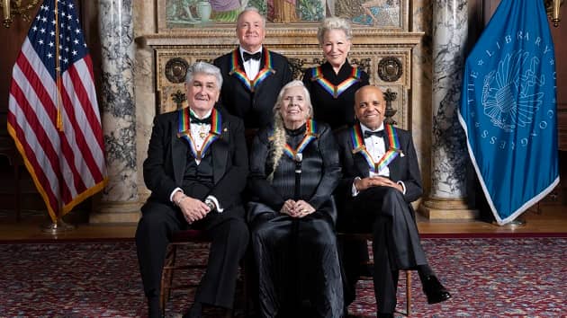 m_kennedycenterhonorees630_122221