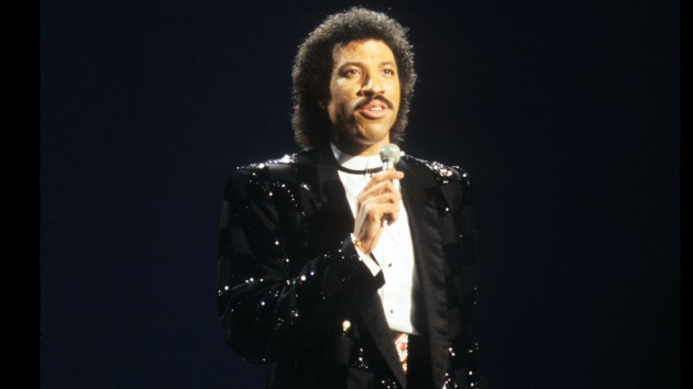 getty_lionelrichie_020222
