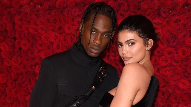 e_kyliejenner_travisscott_020722