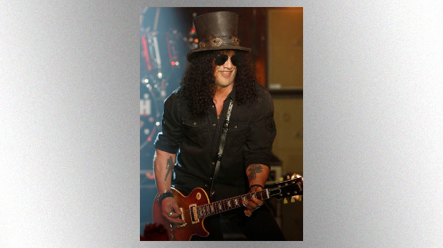 m_slash_21822