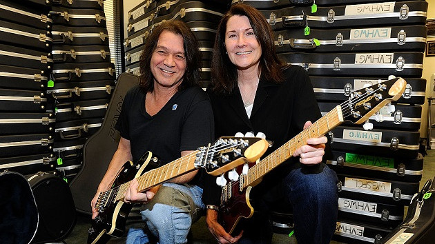 getty_eddievanhalenfelicemancini630_042122