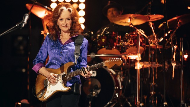 getty_bonnieraitt_042222