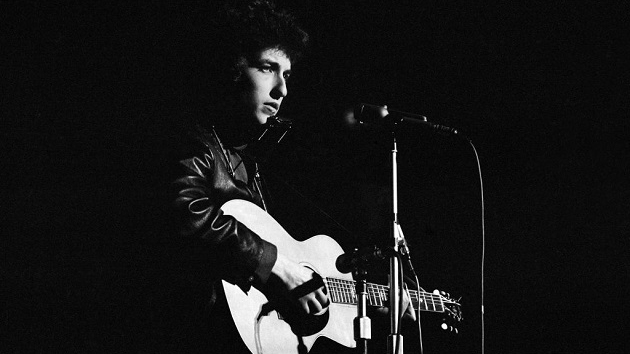 getty_bobdylan630_050622