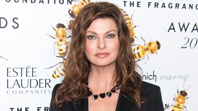 getty_linda_evangelista_02162022-2