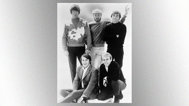 getty_beachboys630_081122