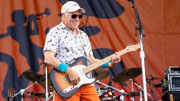 getty_jimmybuffett630_092622