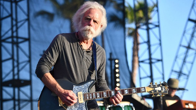 getty_bobweir630_101422