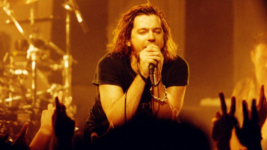 getty_michaelhutchence_111222