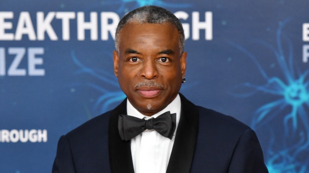 getty_levarburton_060122-2