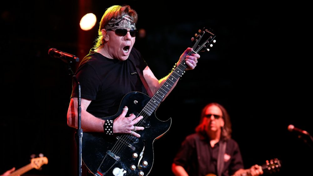 getty_georgethorogood_120122