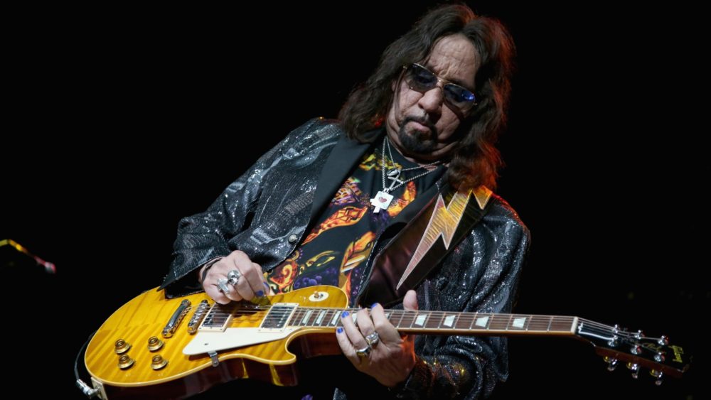 getty_acefrehley_121322