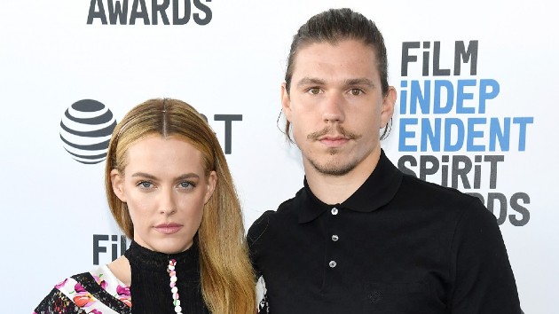 getty_riley_keough_and_ben_petersen_01232023759387