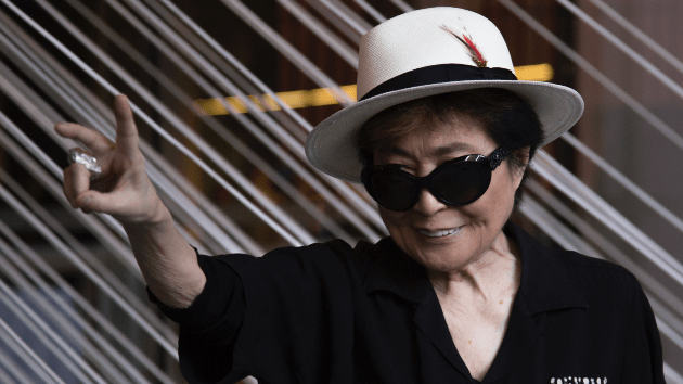 getty_yokoono_02162391697