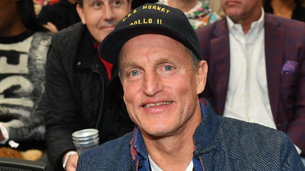 getty_woody_harrelson_02222023756079