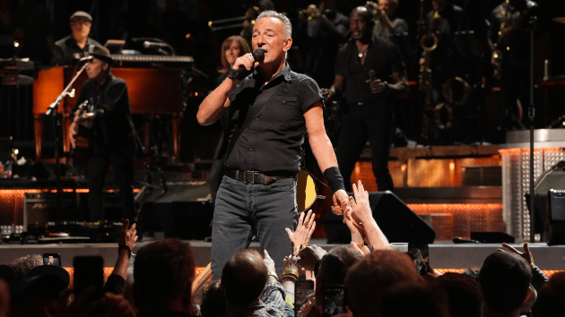 getty_brucespringsteen_032223144888