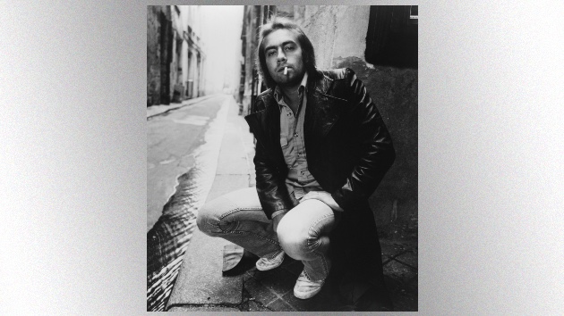 m_bernietaupin_050323962880