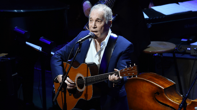getty_paulsimon_082223592428