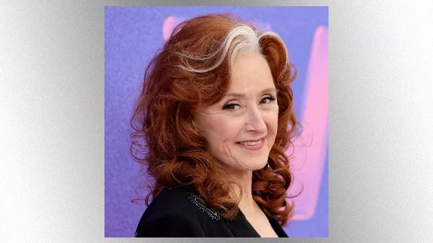 getty_bonnieraitt_09-723579956