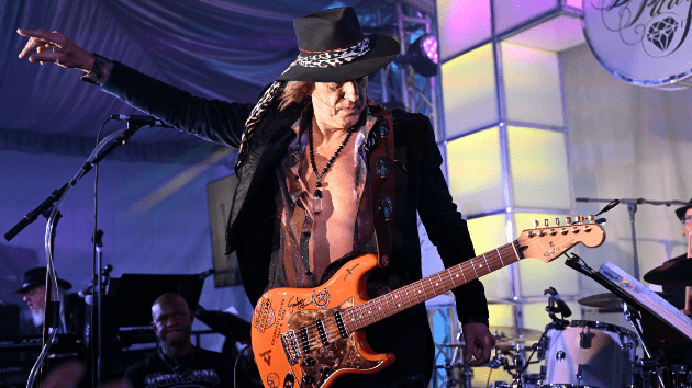 getty_richiesambora_091523909236