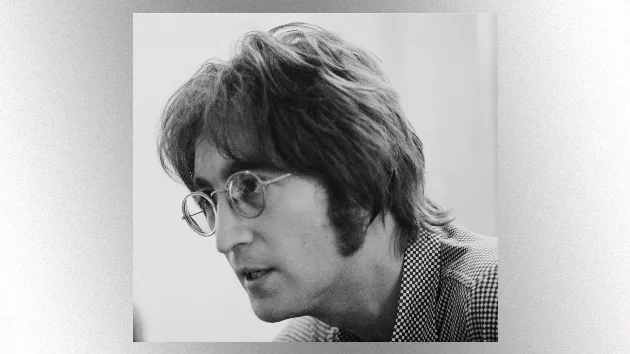 getty_johnlennon_100923802865