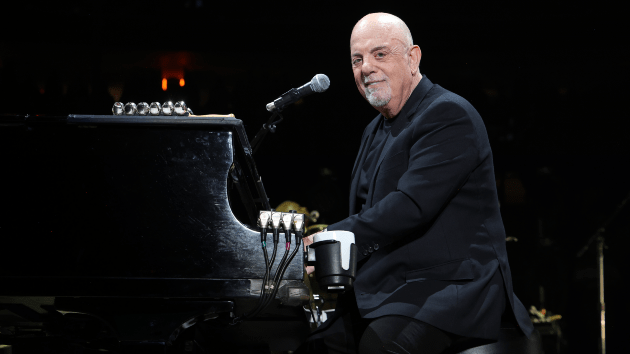 getty_billyjoel_010423451964