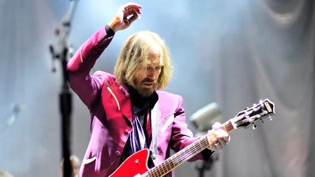getty_tompetty_020124258140