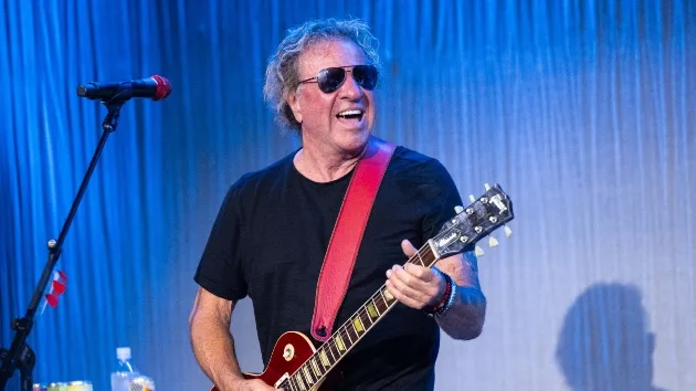 getty_sammyhagar_071124639035