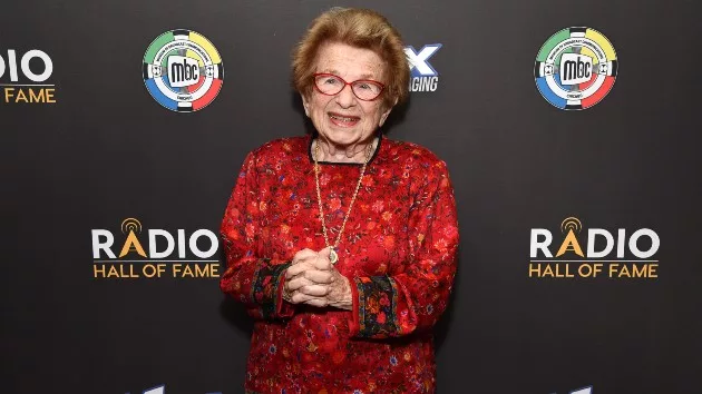 getty_drruth_07132479731