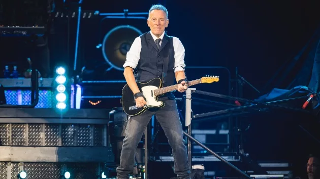 getty_brucespringsteen_071924129646